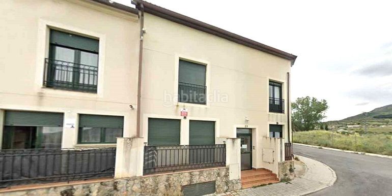 Foto 22b684e7-5e88-4e36-a4be-3ed959c98ce2. Aparcament cotxe a El Espinar Pueblo Espinar (El)