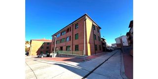 Car parking in Calle carretera de soria 12