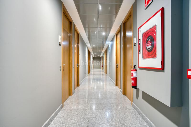 Foto df3b35cb-a23f-4f1f-9691-bd5510685866. Miete büro mit parking in Aranguren