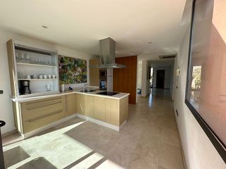 Xalet a Salobre Golf. Villa en venta en san bartolome de tirajana