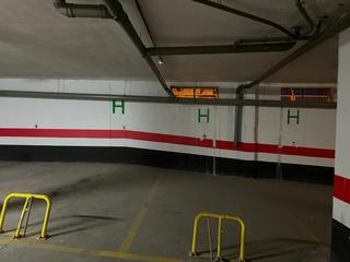 Aparcament cotxe a Jinamar. Plaza de garaje venta en telde