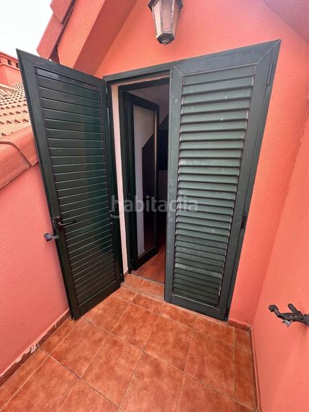 Foto 01b4ce86-b164-49b5-a43e-653c601427b8. Casa adossada a Siete Palmas Palmas de Gran Canaria (Las)