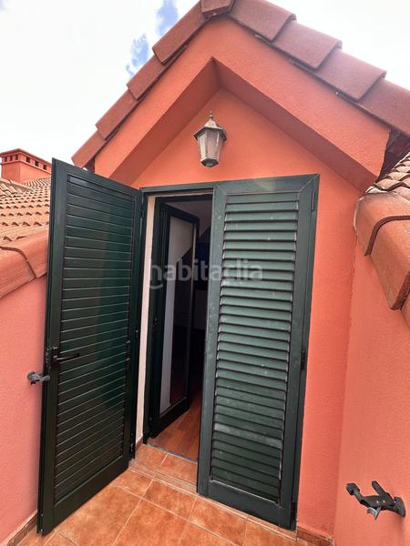 Foto 055f37af-4f05-47d0-a53a-40d8ffe01438. Casa adossada a Siete Palmas Palmas de Gran Canaria (Las)