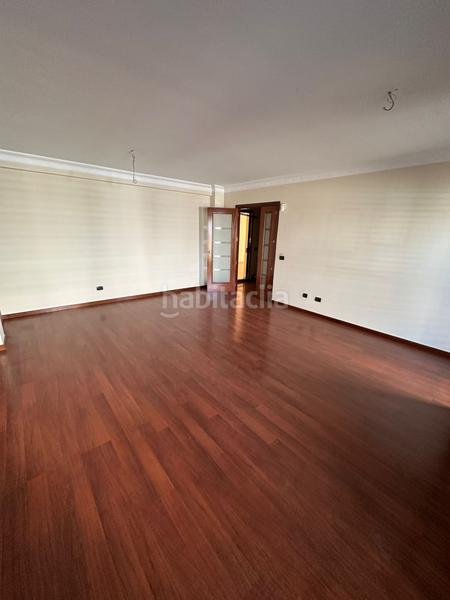 Foto 4359bb13-556f-4fbb-82b4-8282170b4a01. Casa adossada a Siete Palmas Palmas de Gran Canaria (Las)