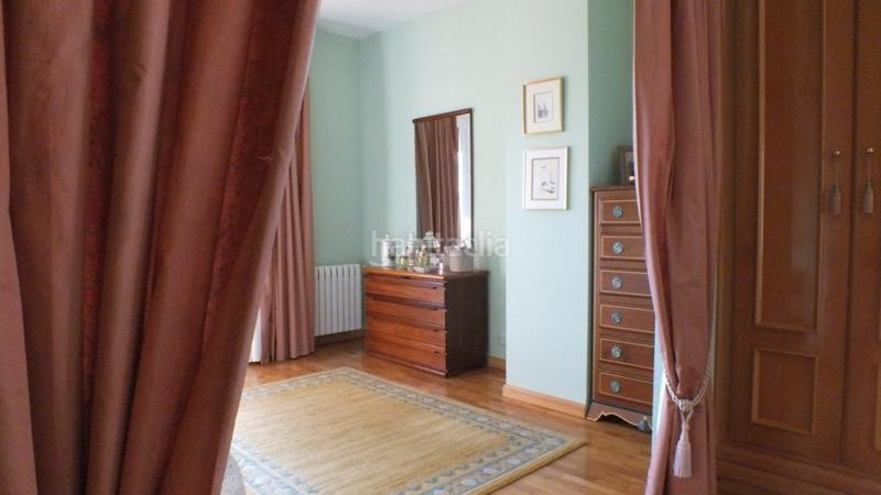 Foto af3bf0ee-6a39-46d9-b08f-8b7683fb0c18. Xalet a calle de la sima 11 a Golmayo