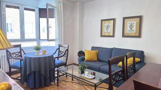 Appartement  Calle venerable carabantes 7. Un piso que se adapta a ti, estés en la etapa que estés!