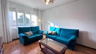 Etagenwohnung in Calle zaragoza 28. Un refugio con sol de tarde, a un paso del centro