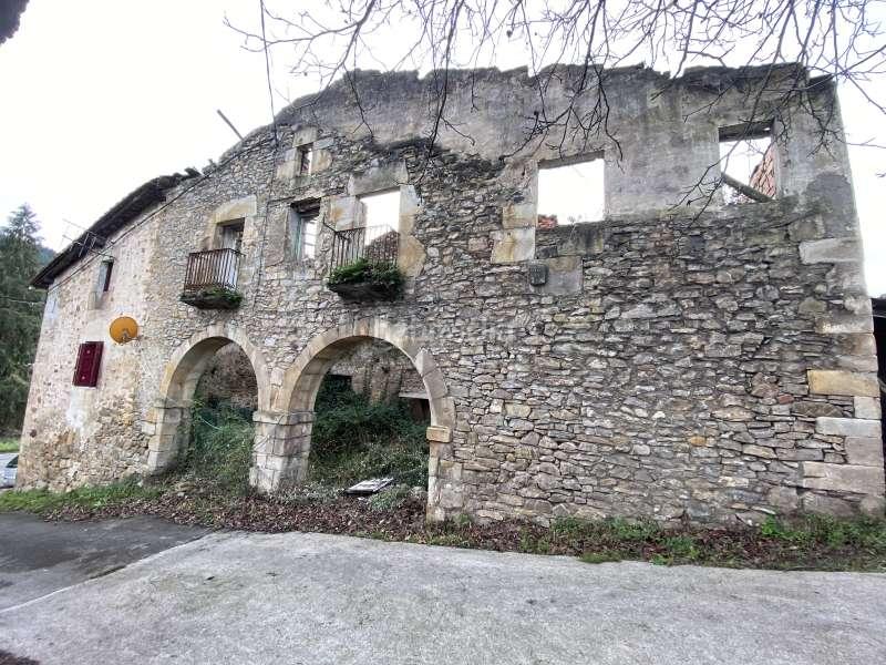 Foto 1e271a19-ea66-428b-8dc3-c5bfd1ef8f80. Casa caserio a rehabilitar con dos arcos en Bergara