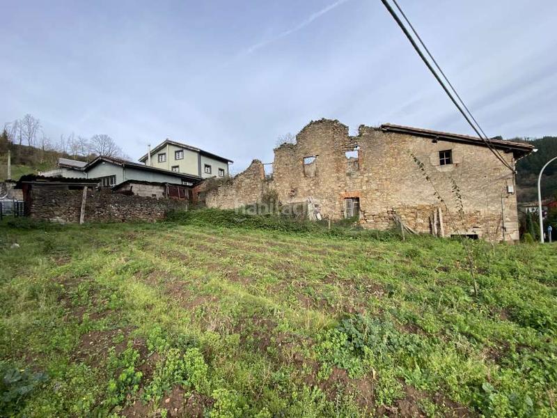 Foto a193f8e8-02a6-423d-a3b5-fcb24c79e81a. Casa caserio a rehabilitar con dos arcos en Bergara