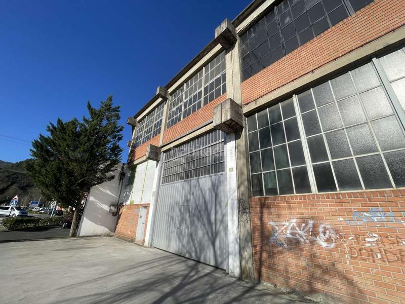 Foto 0aac95a4-9fa1-43d5-bda1-ba3c834e5c8d. Bâtiment à usage industriel dans Bergara