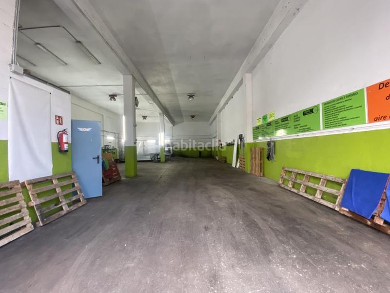 Foto 37af6837-c8db-4270-a462-399522c782bf. Bâtiment à usage industriel dans Bergara