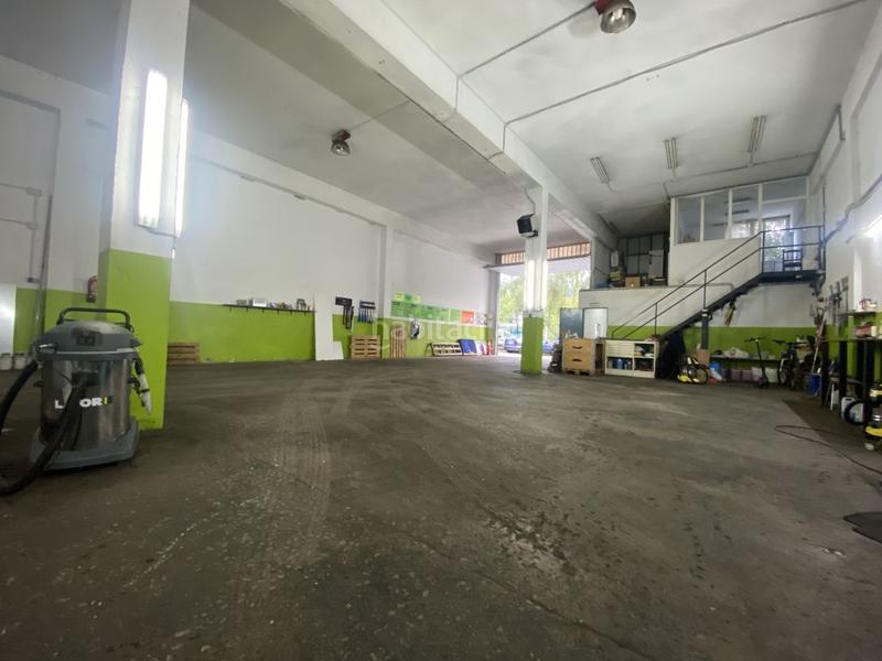 Foto f4008463-72d4-4d11-b52e-c690cbdd34d9. Bâtiment à usage industriel dans Bergara