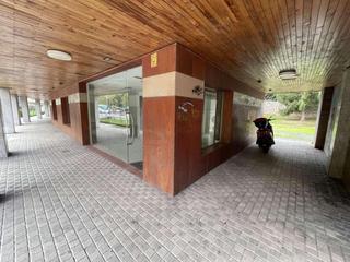 Lloguer Local Comercial a Bergara. Venta de local comercial céntrico y con con amplio escaparate