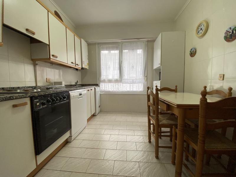 Foto bc02ada4-cf13-4695-8c3a-2593e9e53c31. Piso vivienda céntrica con ascensor, exterior y soleada. espectacular en Bergara