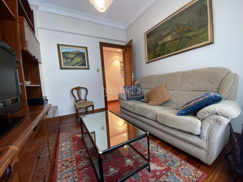 Foto e0b2eca1-ca96-4350-819d-dc220e5babfc. Piso vivienda céntrica con ascensor, exterior y soleada. espectacular en Bergara