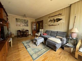 Piso en Bergara. Hermosa vivienda soleada y en buen estado