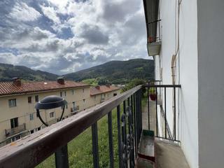Pis a Legazpi. Vivienda amplia, soleada y con vistas impresionantes