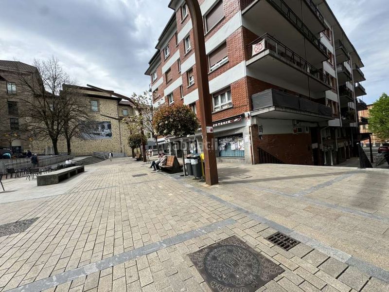 Foto 7cd837cd-3556-4f2f-a55f-aeee935277f1. Local comercial a Bergara