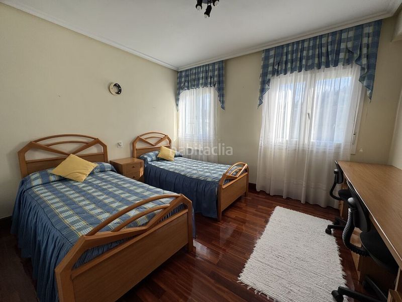 Foto b9b0abbf-da43-47c6-a28c-d85d36855f19. Flat with heating in Legazpi