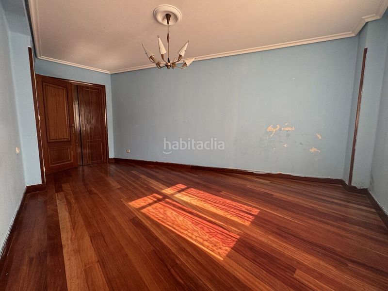 Foto b3cfcf0d-91ed-43b2-91e7-95052a88a927. Flat in Legazpi