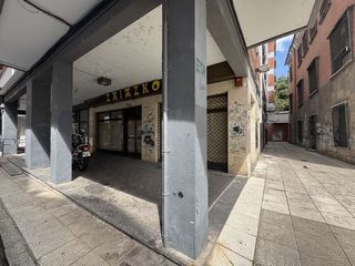 Geschäftsraum in Bergara. Local comercial en el centro de bergara