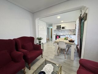 Appartement à Bergara. Piso reformado, exterior y soleado en el centro