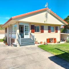 Chalet  Seiruga. Casa de 210m², vivienda y sótano, con terreno de 720m², a un pas