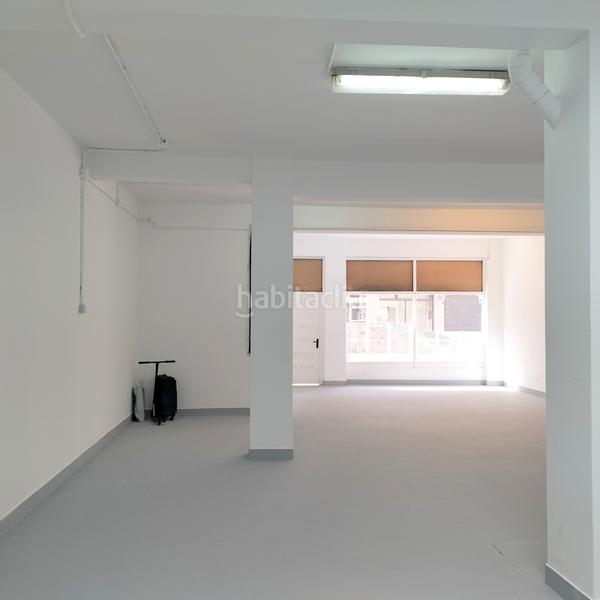 Foto a18451c9-a27a-4977-9f2f-cbeb95679eb3. Location local commercial dans Sagrada Familia Coruña (A)