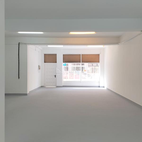 Foto f00b2ae5-8e4f-4210-a5b3-decdf2befe6c. Location local commercial dans Sagrada Familia Coruña (A)