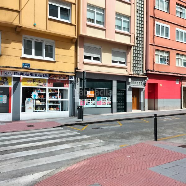 Foto 0a8325a7-4050-49d3-83e2-33a842e0d3d4. Rent business premise in Sagrada Familia Coruña (A)