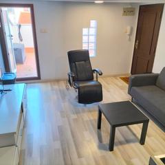 Piso  Rúa barcelona. Habilitado como vivienda, sin cambio de uso, muy luminoso, con t