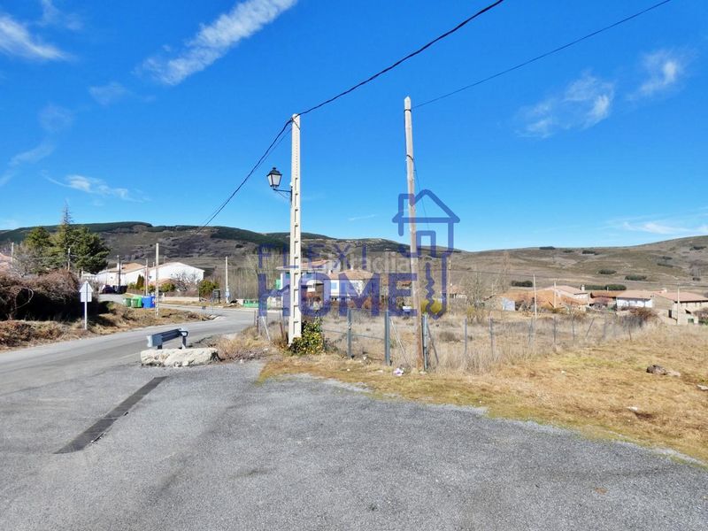 Foto b7efa4e5-af02-414b-bd4b-63b99c8dda04. Landgut in San Martín de la Vega del Alberche