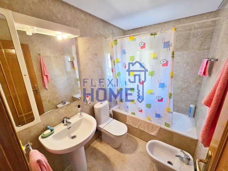 Foto 0507af73-17fd-42ff-a05d-e8f538b992e5. Rent flat with heating pool in Levante Alto Benidorm