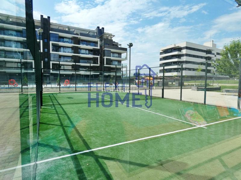 Foto 006515bc-80a3-4a76-a0cf-efb39e56a777. Appartamento con riscaldamento parcheggio piscina in Alcalá de Henares
