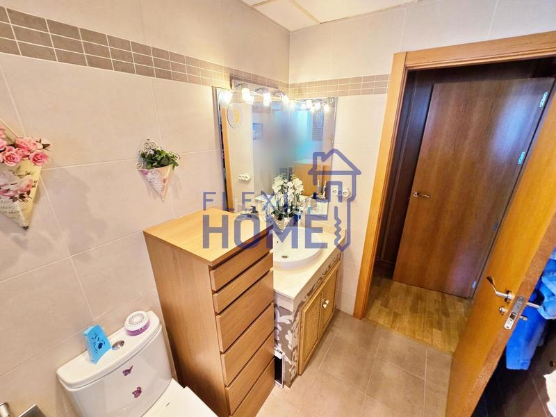 Foto d3b43fae-4848-4170-a527-ccaf092324a0. Appartamento con riscaldamento parcheggio piscina in Alcalá de Henares