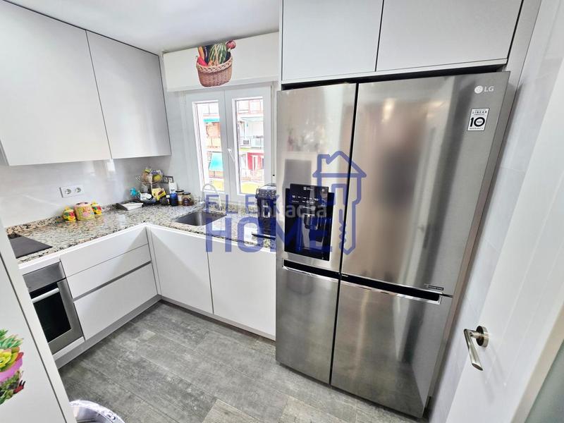 Foto 3348409e-7e95-40bf-a320-477581908c7d. Flat with heating in Reyes Católicos Alcalá de Henares