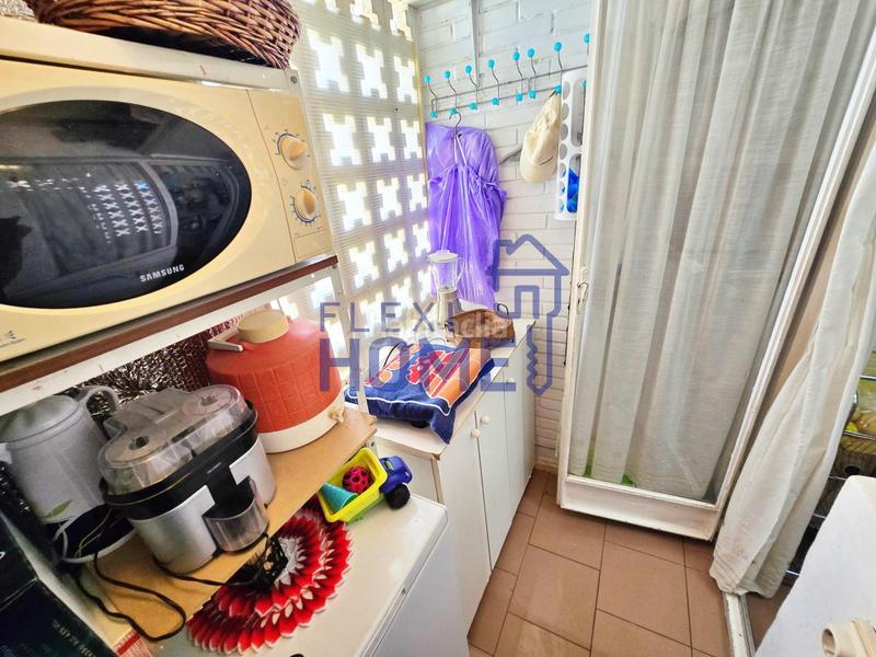 Foto 2eb17e26-8842-40c1-8937-b3cde44bc5f3. Appartamento con parcheggio piscina in Playa Poniente Benidorm