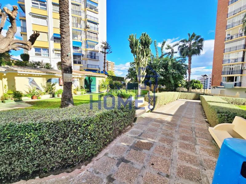 Foto 7d96c495-ea71-4f75-a0cc-bdd0669c9692. Appartement avec parking piscine dans Playa Poniente Benidorm