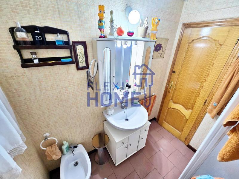 Foto 9f41a061-b38b-49fb-8123-2bd6802a0197. Appartement avec parking piscine dans Playa Poniente Benidorm