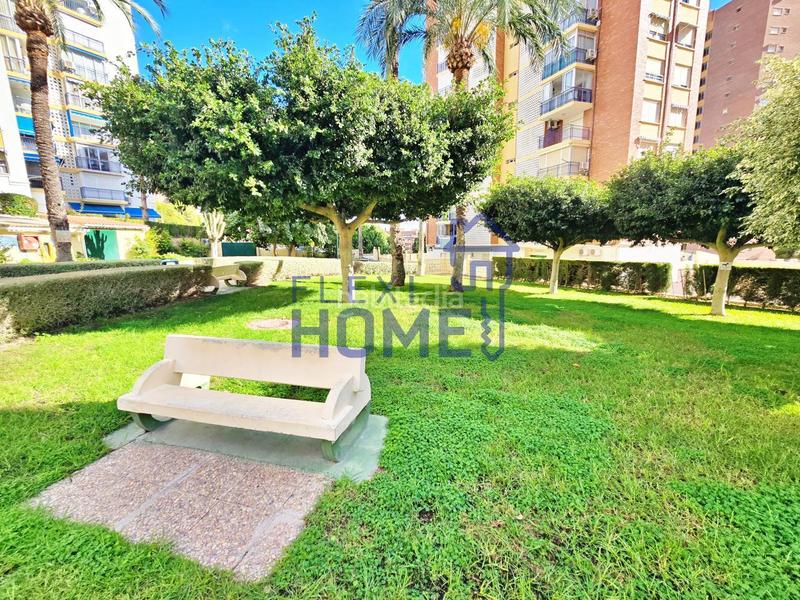 Foto 35b96900-64f5-4929-b00f-6689159646c0. Flat with parking pool in Playa Poniente Benidorm