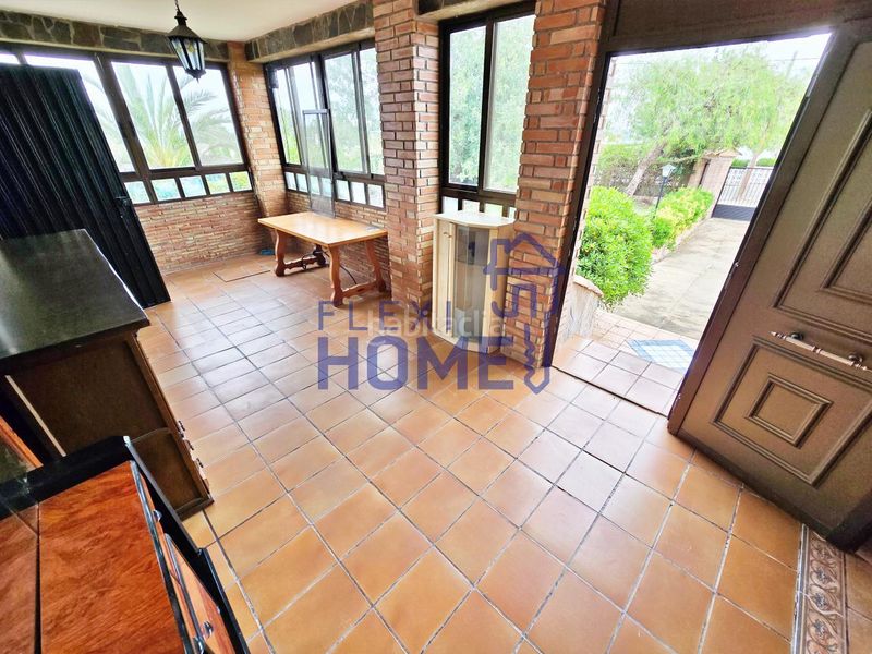 Foto e06af506-dbd0-460b-a0a3-57c60160dd65. Chalet mit parking pool in Turís