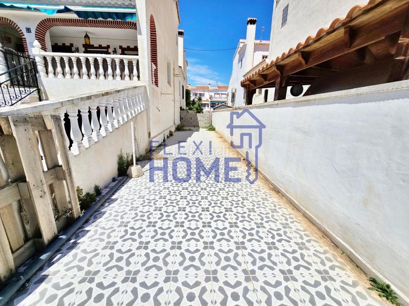 Foto de7cb249-d442-42f1-98b6-ee44ec67746e. Casa aparellada amb calefacció aparcament piscina a Torrevieja