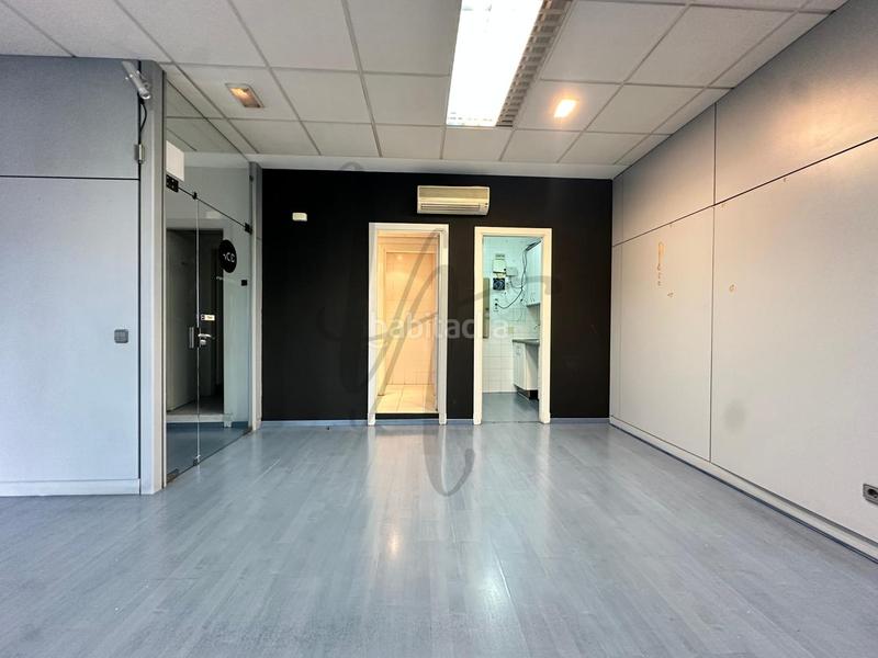 Foto 22c0e845-1a2d-4185-b76d-2888ecc4ac54. Rent office space with heating in Polígono Industrial Sur San Sebastián de los Reyes