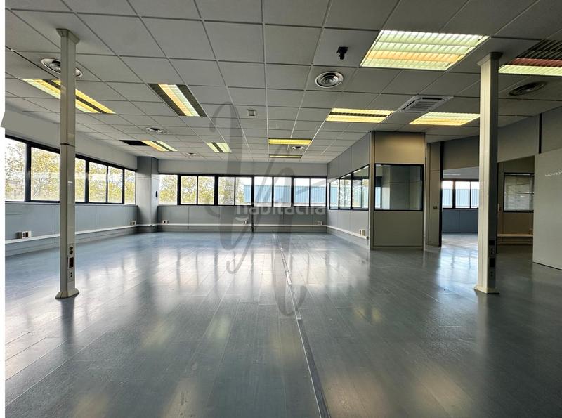 Foto 2edddedc-c566-4f3b-b433-c89c7d59a02e. Rent office space with heating in Polígono Industrial Sur San Sebastián de los Reyes