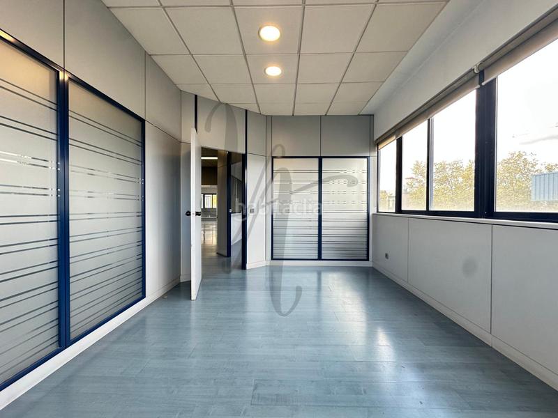 Foto f39a4061-a2e0-46a7-b003-d5fbc4dbeea8. Rent office space with heating in Polígono Industrial Sur San Sebastián de los Reyes