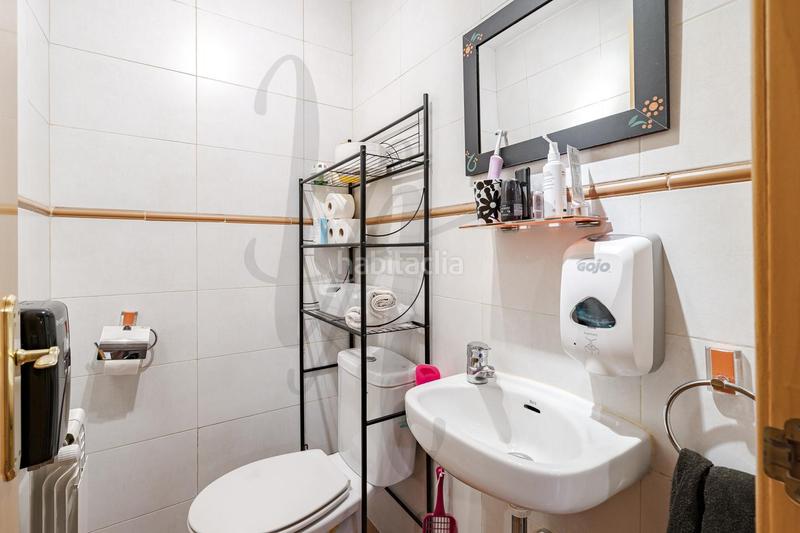 Foto 015aafad-aa75-4f17-afd1-05c9a5d711ae. Casa aparellada amb calefacció aparcament piscina a Uceda