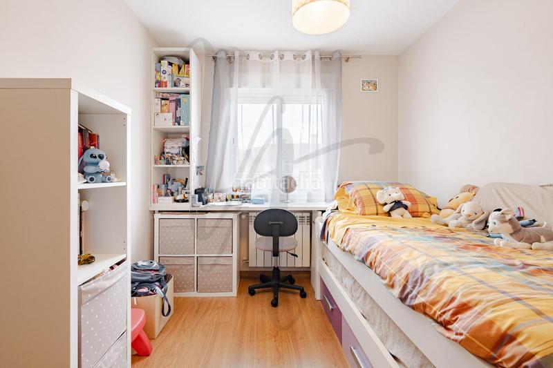 Foto 613c5f71-ced4-417b-963e-e46f8c73be97. Casa aparellada amb calefacció aparcament piscina a Uceda