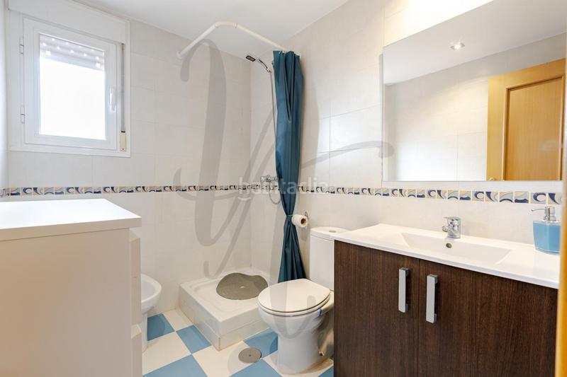 Foto 08e46f3d-d959-441e-83a8-232bcf7d4164. Casa bifamiliare con riscaldamento parcheggio piscina in Uceda