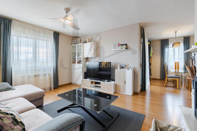 Foto 41675d27-a3ad-423e-89fb-c84a73087efa. Casa bifamiliare con riscaldamento parcheggio piscina in Uceda