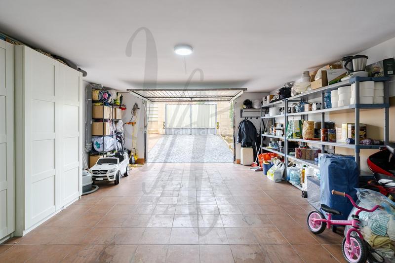 Foto 98a49737-5665-4954-95d0-2e4822e5cff0. Casa bifamiliare con riscaldamento parcheggio piscina in Uceda